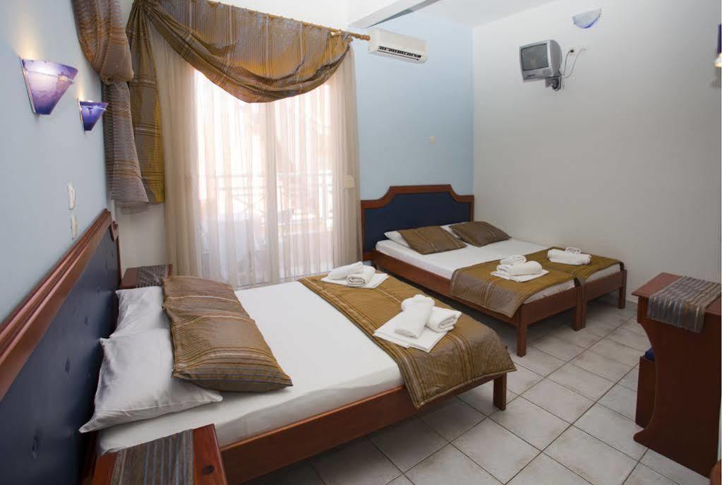 Molos Hotel Limenaria  Bagian luar foto